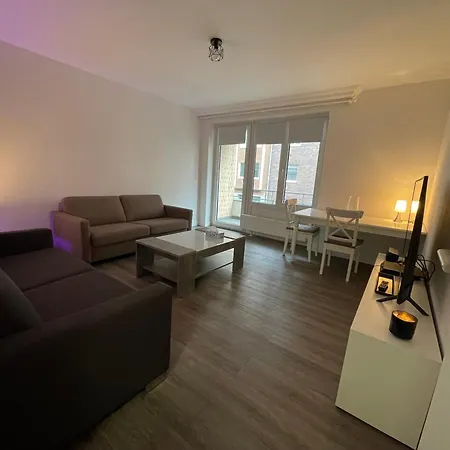 Cozy Apartment City Nightlife Düsseldorf Buitenkant foto